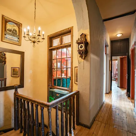 Malkia Inter ヴェリコ・タルノヴォ