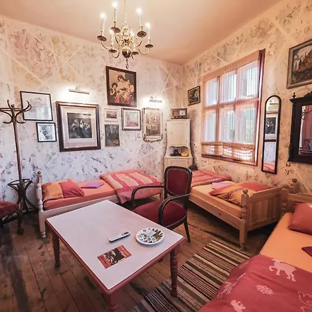 Malkia Inter ヴェリコ・タルノヴォ